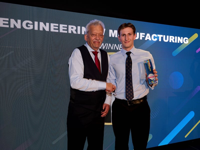 Winner Peter Bates, of Sheffield Forgemasters, with Graham Honeyman, Managing Director - Sarach Steel Technologies Ltd.