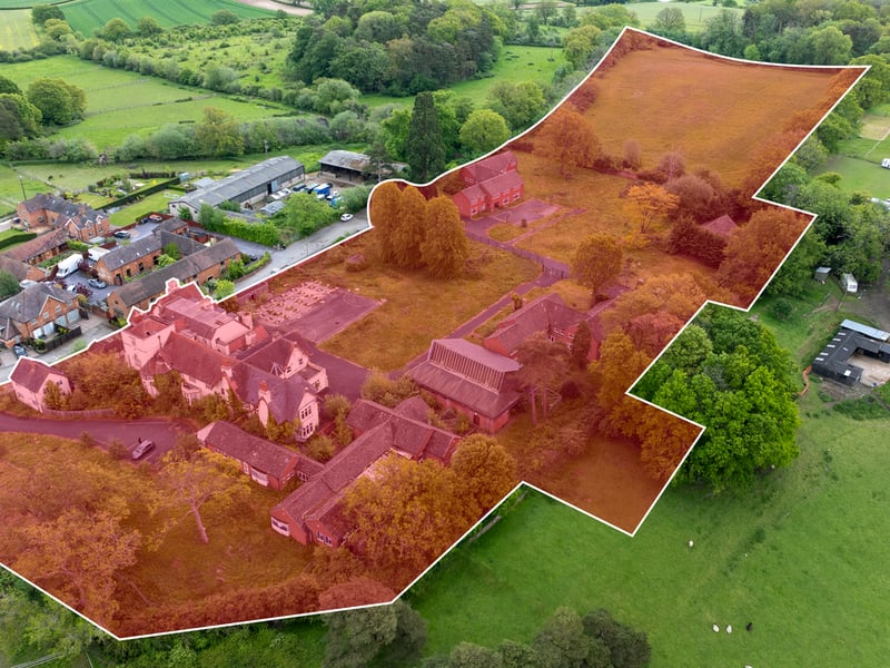 Bond Wolfe Skilts School