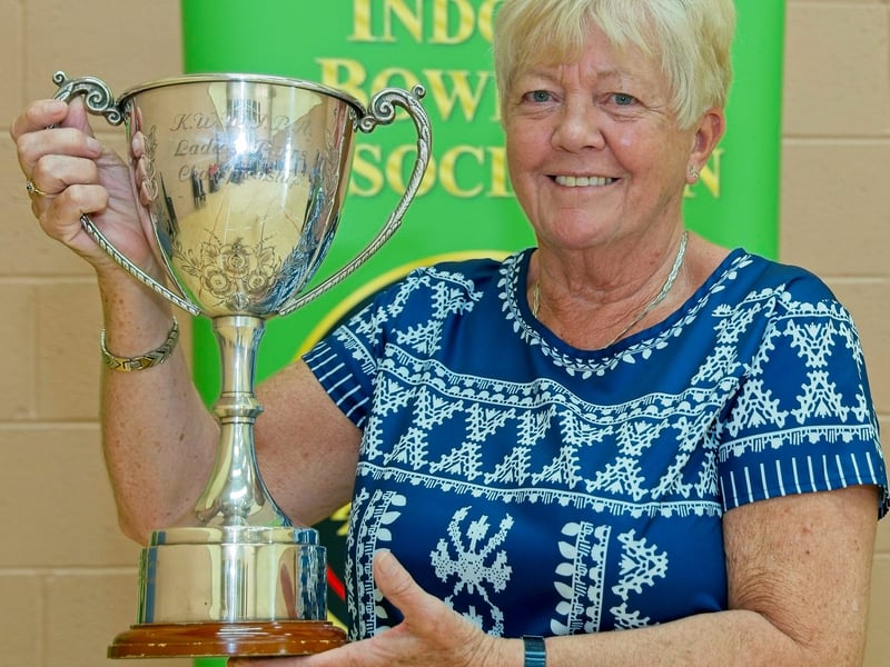Ladies Pairs winner: Bernie McIntyre, Rathmore, with the trophy