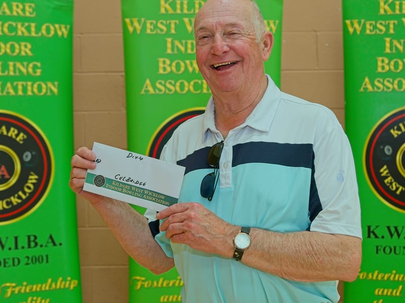 3rd place, Div 4: Dessie Doyle representing  Celbridge Bowls Team