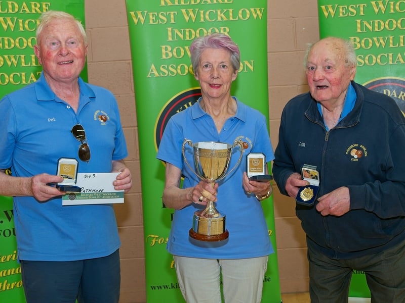 Winners, Div 3 - Pat Madden, Brá­d Durnin and John Fenner pf the Rathmore Bowls Club Team