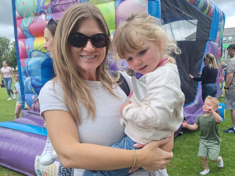 Triona and Mae OÇallaghan-Murphy at the Clancy Festival Family Fun Day