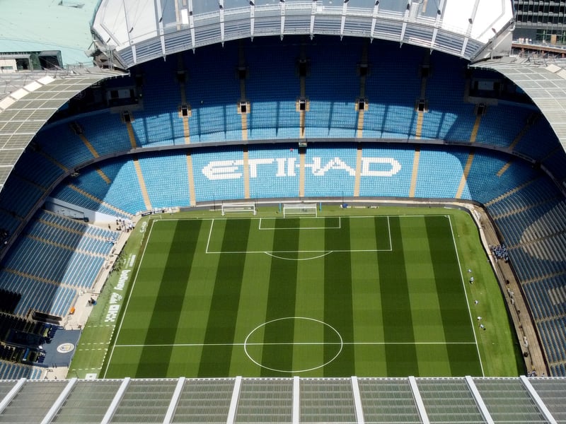 Average attendance: 52,640