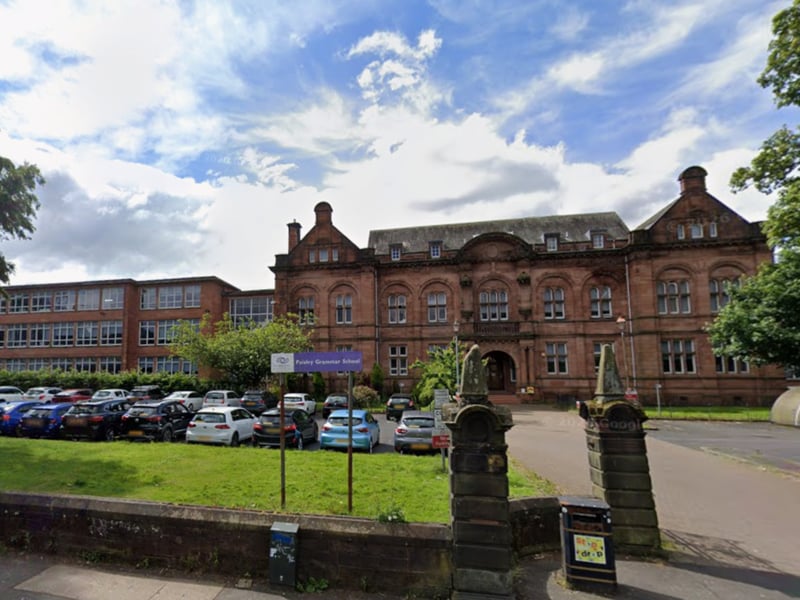 At Paisley Grammar School 39 per cent of pupils leave with a minimum of five Highers. 40.3 per cent of the school's roll of 1,067 pupils come from 'deprived' backgrounds.