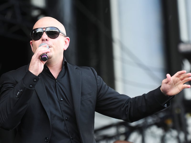 Enjoy three glorious days of music and culture set against the backdrop of one of the city's most beloved green spaces. It is the ultimate weekend escape, offering a vibrant mix of performances for every taste. 🎟️ Roundhay Park