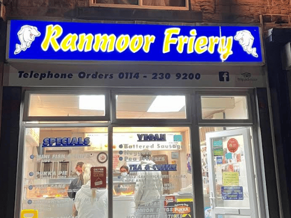 Ranmoor Friery has impressive 4.7 star reviews. Gabriella Webber-Shaw said: "Such a great family run chippy. We ordered chicken kebabs, chips and garlic sauce - it was so fresh and a great portion size too, such excellent value. The owner is so friendly and accommodating as well. Will definitely be going back again soon."