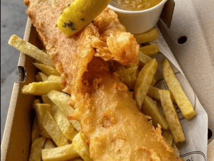 Located in Tinsley, Highgate Fisheries is another popular choice. It has a rating of 4.5 stars. Long-term customer Darren Smith said: "This great little chippy has been here as long as I can remember and is still as good as ever. Really nice staff and it is one of the best chip shops around. Give it a visit you won't be disappointed."