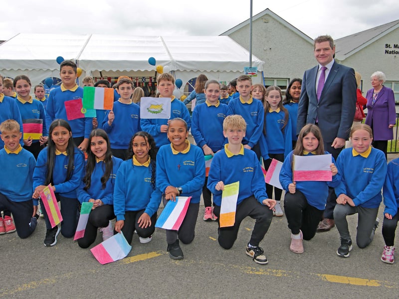 Minister Burke with St Matthews Students