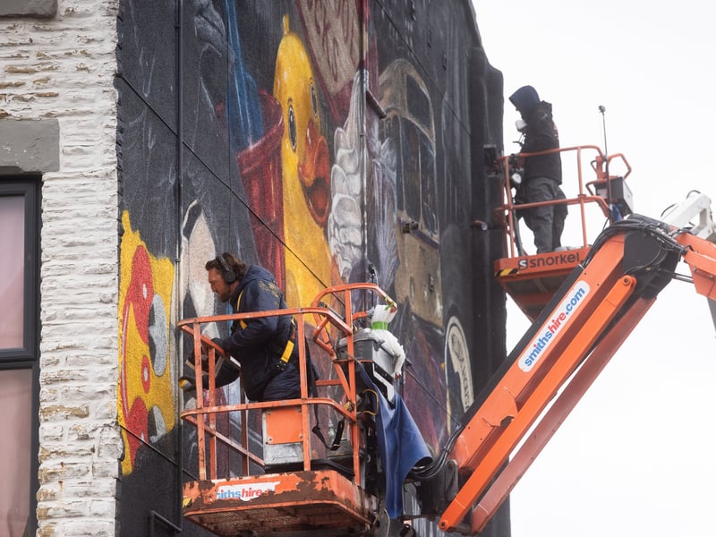 Mural in South Shore being painted by Christian Fenn AKA SECA and Hayley Garner AKA AYLO