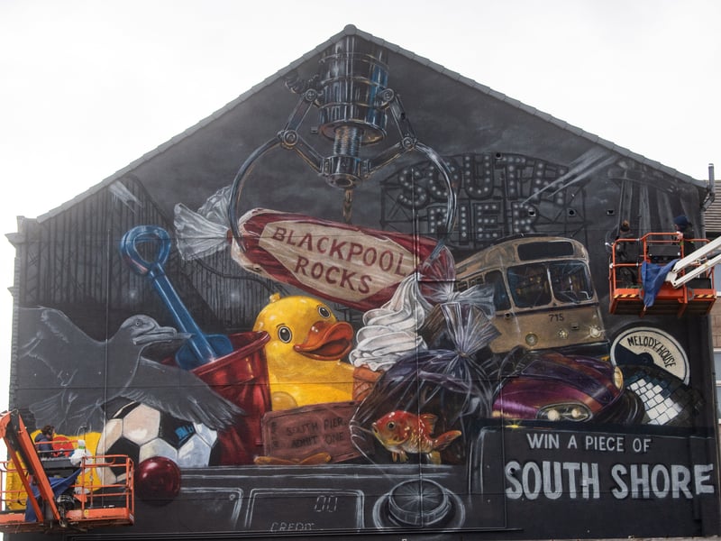 Mural in South Shore being painted by Christian Fenn AKA SECA and Hayley Garner AKA AYLO