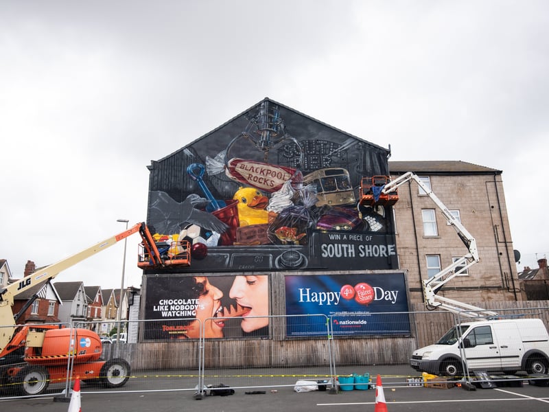 Mural in South Shore being painted by Christian Fenn AKA SECA and Hayley Garner AKA AYLO