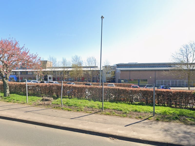 Bo'ness Academy has a 36 per cent success rate when it comes to pupils gaining a minimum of five Highers. Of the school's 817 pupils, 7.8 per cent come from 'deprived' backgrounds.