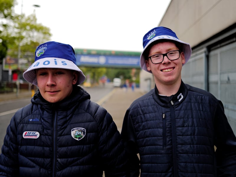Bucket hat Laois lads Shemi and Johnny McCarthy, from Portlaoise, at Croke Park in Dublin. Photo by Ray McManus/Sportsfile