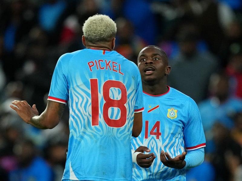 The striking light blue, the white design at the bottom of the kit. Umbro just know how to make football shirts, and this is right up there with one of their best.