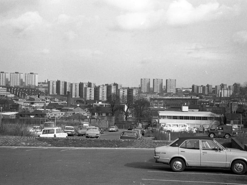A view taken from the car park of the Hobby Horse pub on Lovell Park Road in 1970, looking in an easterly direction across Sheepscar.