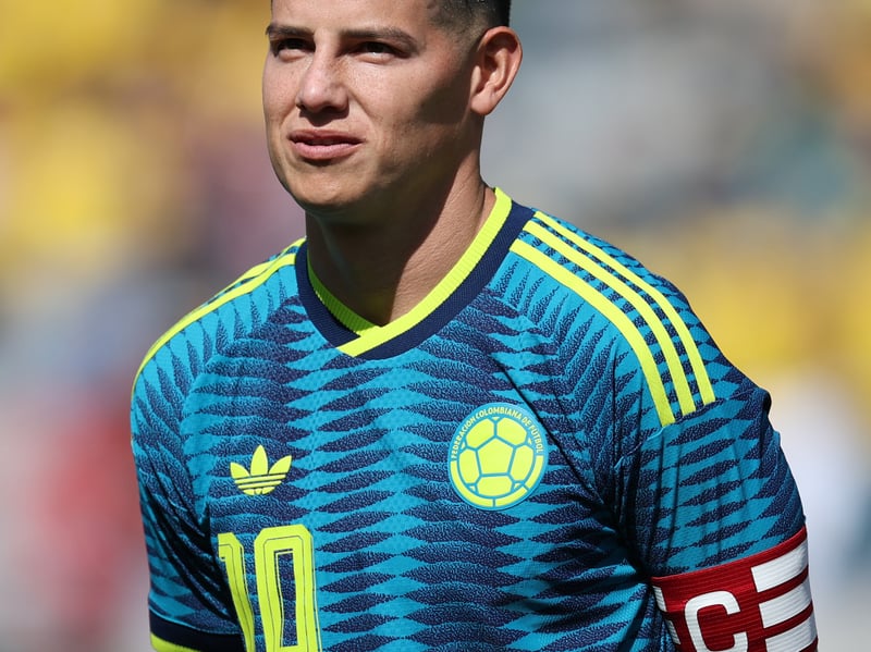 Ooooh. We like the wavy Adidas away design. There's something quite alluring about their shirts with a yellow trim this year, and the combination of different blues in the main pattern really make it stand out. A kit that looks like it was made in order to inspire Colombian icon James Rodriguez to a masterclass at the tournament.