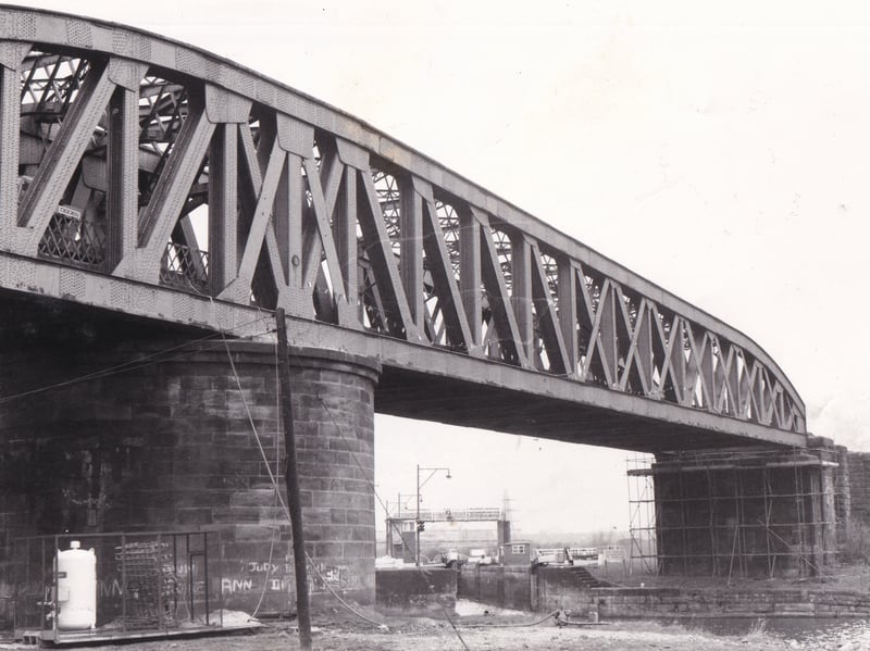 The old Knostrop four-lock bridge at Thwaite Gate in March 1977 which was being demolished.