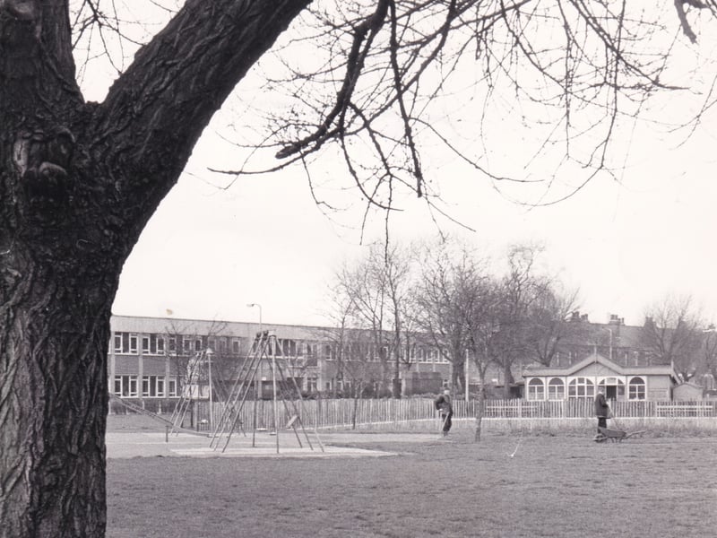 Hunslet Lake in March 1971.