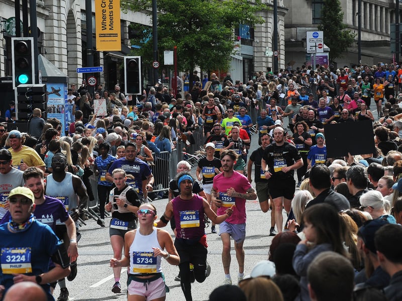 Finishing with a flourish on The Headrow  