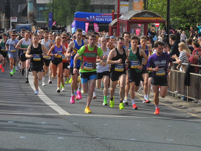 The runners set off with Jack Cummings (No. 5154) leading and finished as the winner