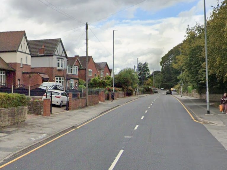 The average house price per sqm in Middleton Town Street is £2,465.29, which is the 27th cheapest of any neighbourhood in Leeds, and the 1,737th cheapest in the UK