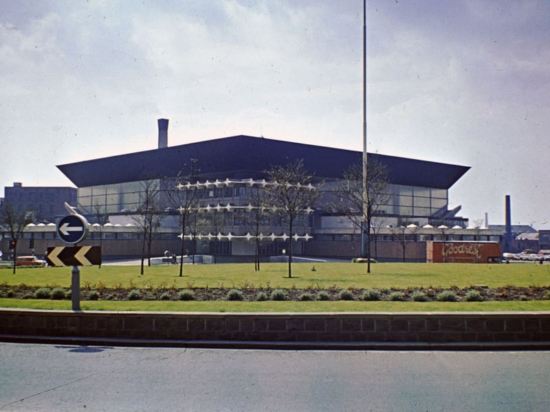 Leeds International Pool on Westgate, seen from Westgate Roundabout, probably taken shortly after its completion. The swimming pool, designed by John Poulson, opened in September 1967.