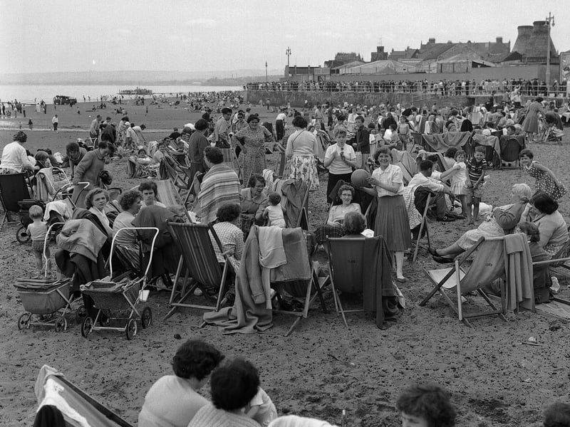Tourists enjoy Portobello Beach in July 1961.