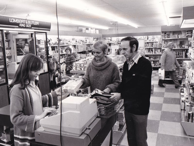 Check out time for shoppers at Leonards supermarket in November 1978.