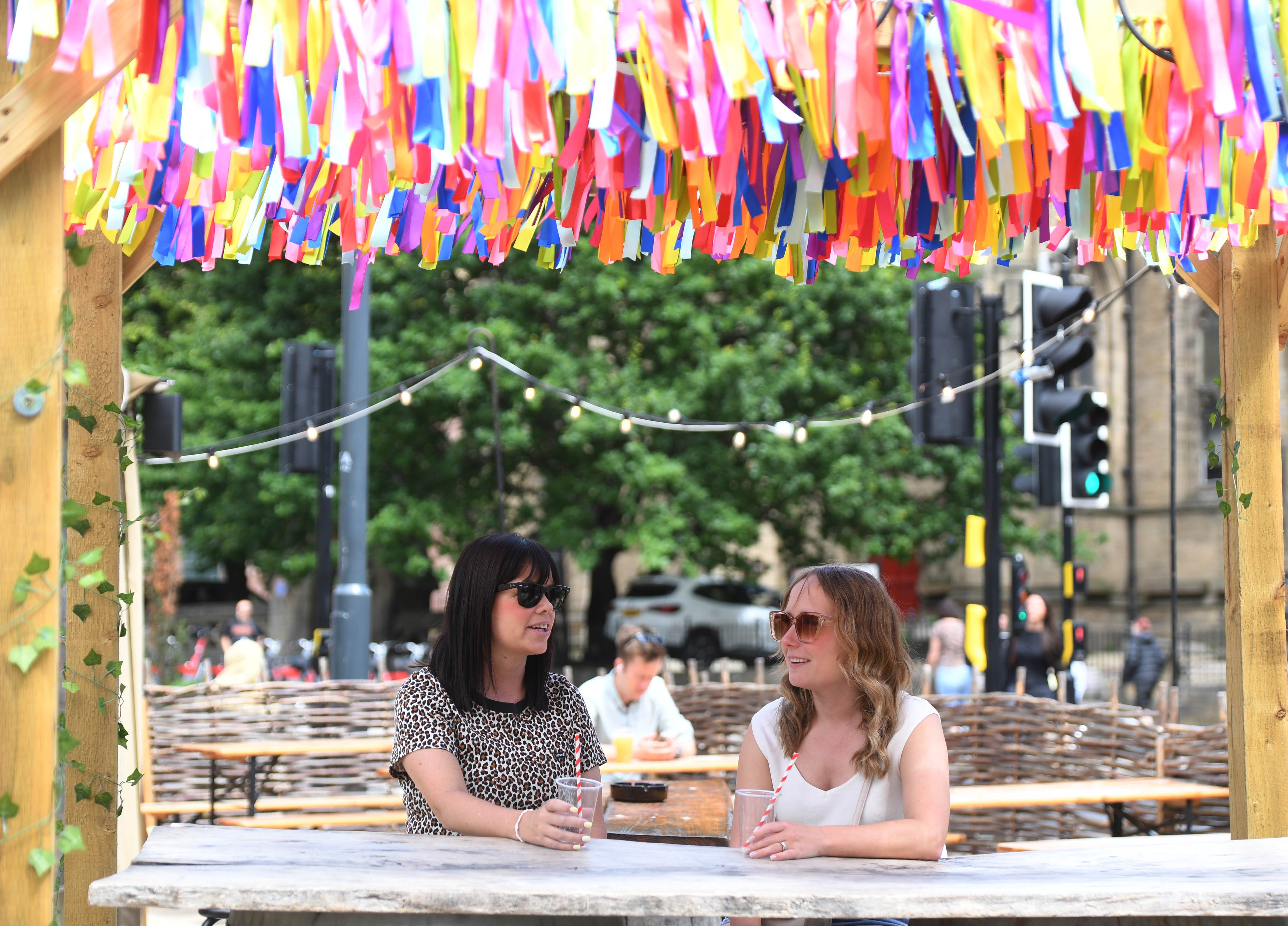 City Square became one of the places to be this afternoon as the sun beamed down on Leeds.