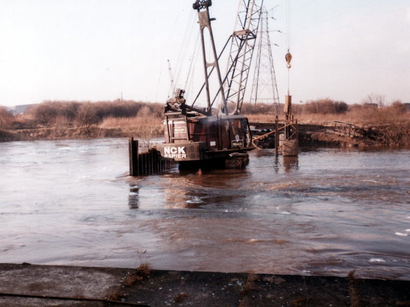 New weir at Twaite during construction in January 1986.