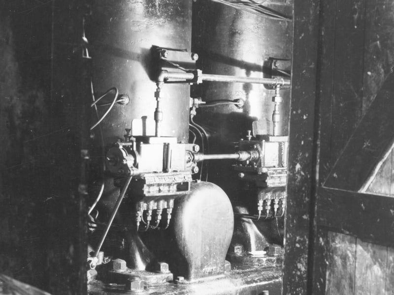 Oil engine at Thwaite Mills, built by Thomas Marshall, Gainsborough. It was bought in 1932 by the Horn family, owners of the mill to run new crushing machinery.