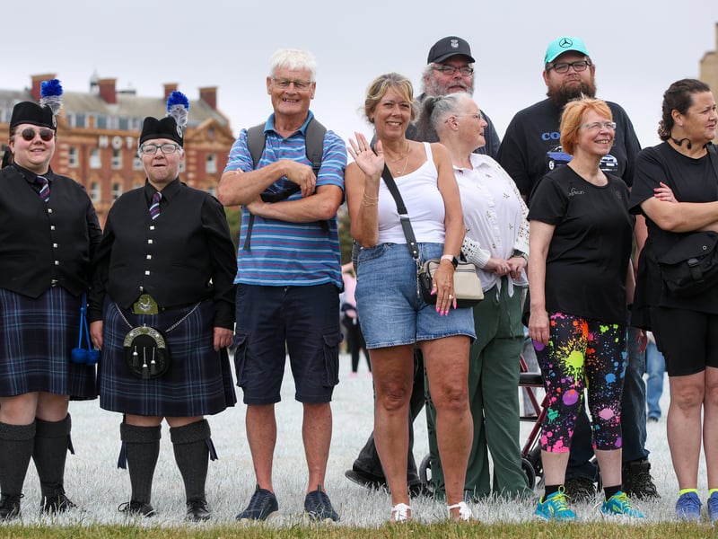 People on the common.