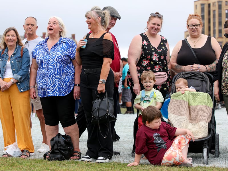 Families on the common.