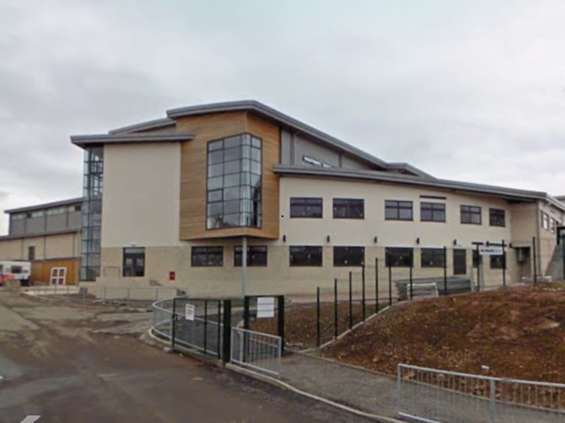A total of 48 per cent of pupils from Kirkintilloch High School leave with at least five Highers. The school has a roll of 846 pupils, 17.1 per cent of whom are classed as 'deprived'.