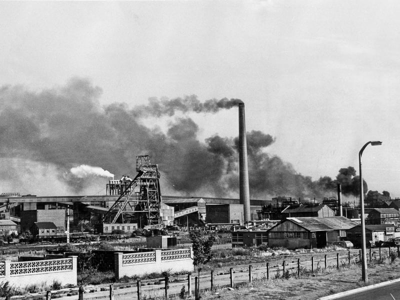 Manvers Main Colliery in October 1975
