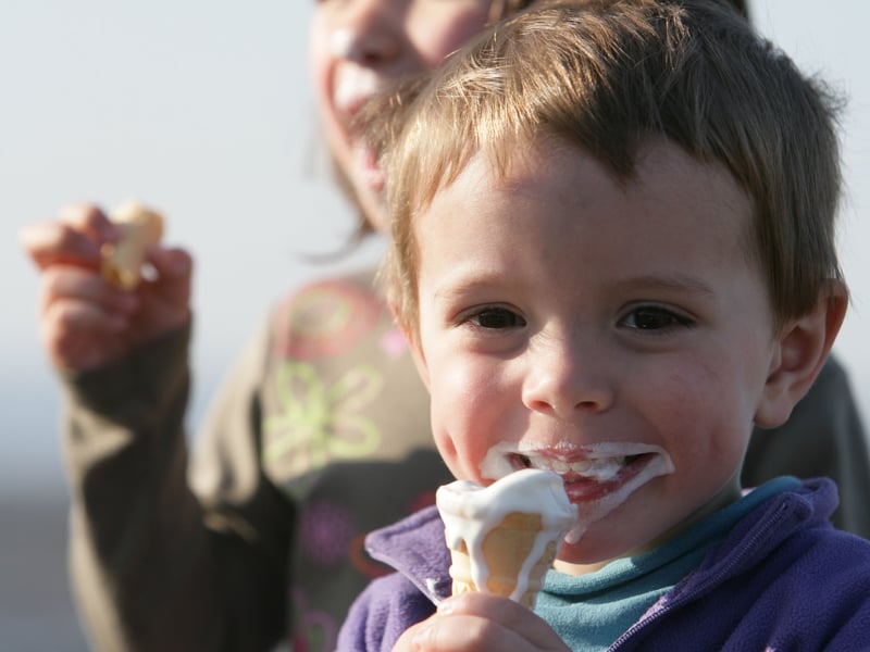 James Geddes enjoyed an ice cream on Cramond Beach in 2019.