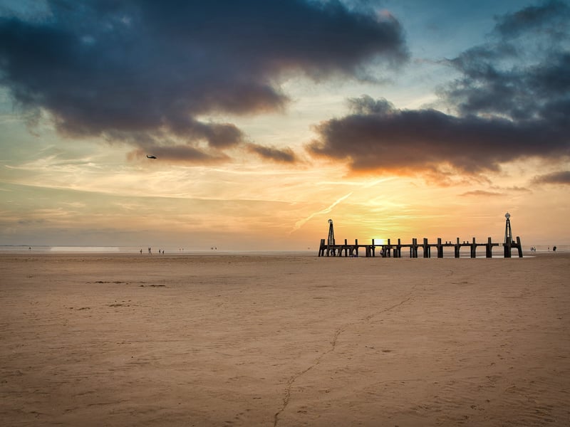 While beaches on the east coast were by far the most popular with our readers, some of you opted for the west. Pete Nevin recommended Blackpool, while Kim Wilson and Carole Stockdale voted for the “fabulous beach” at St Annes on Sea. 🚗 Around 1 hour and 35 minutes