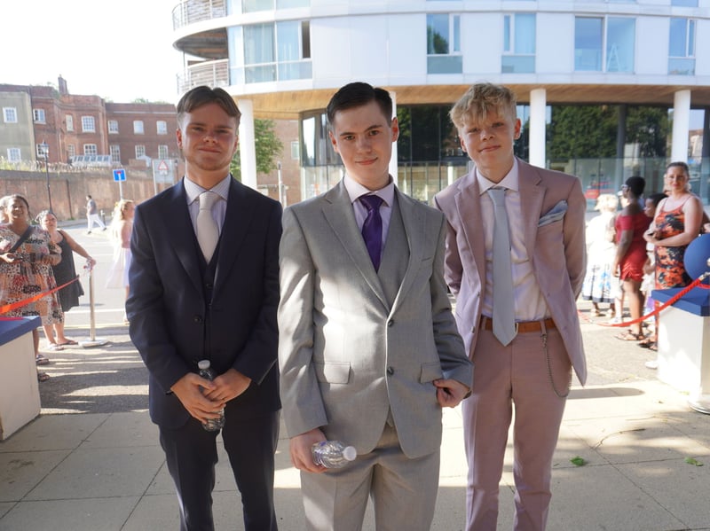 Miltoncross School prom 2026