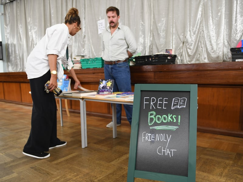 Operating every Wednesday morning, the vibrant pop-up offers everything from cookbooks and literary classics to poetry and children's literature, ensuring books are accessible to everyone.