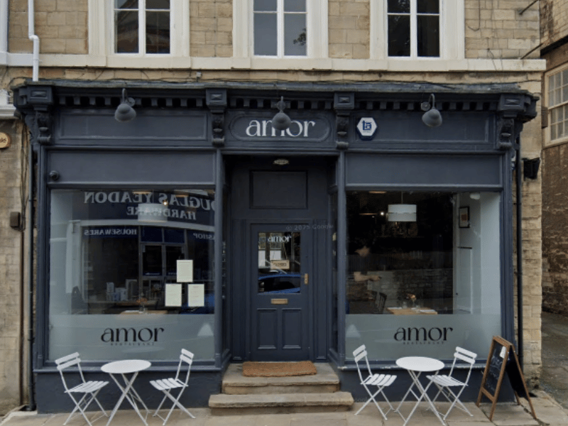 Reviewers praise this charming spot for its high-quality local ingredients and excellent tasting menus, with customers calling it a fantastic addition to the area's fine dining scene. 🍴 162 High St, Boston Spa, Wetherby LS23 6BW