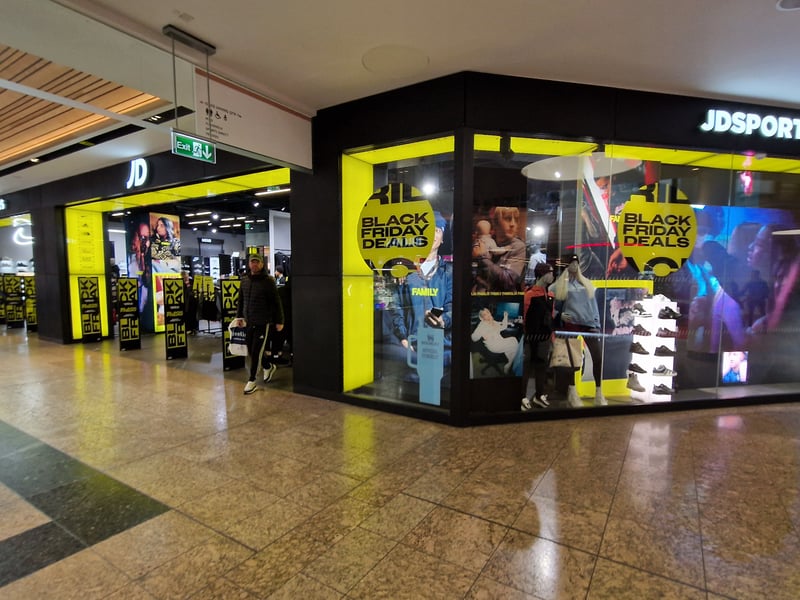 How JD Sports on High Street, Meadowhall, used to look, before expansion and 'Sports' was dropped.
