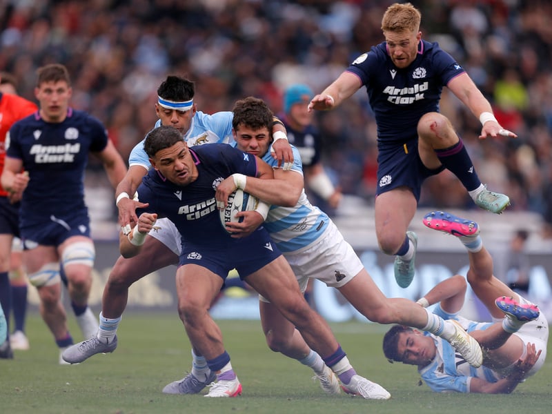 Full of running and dominant in the air as usual epitomised by an unreal two handed take which helped change momentum of game during a spell of Pumas dominance.