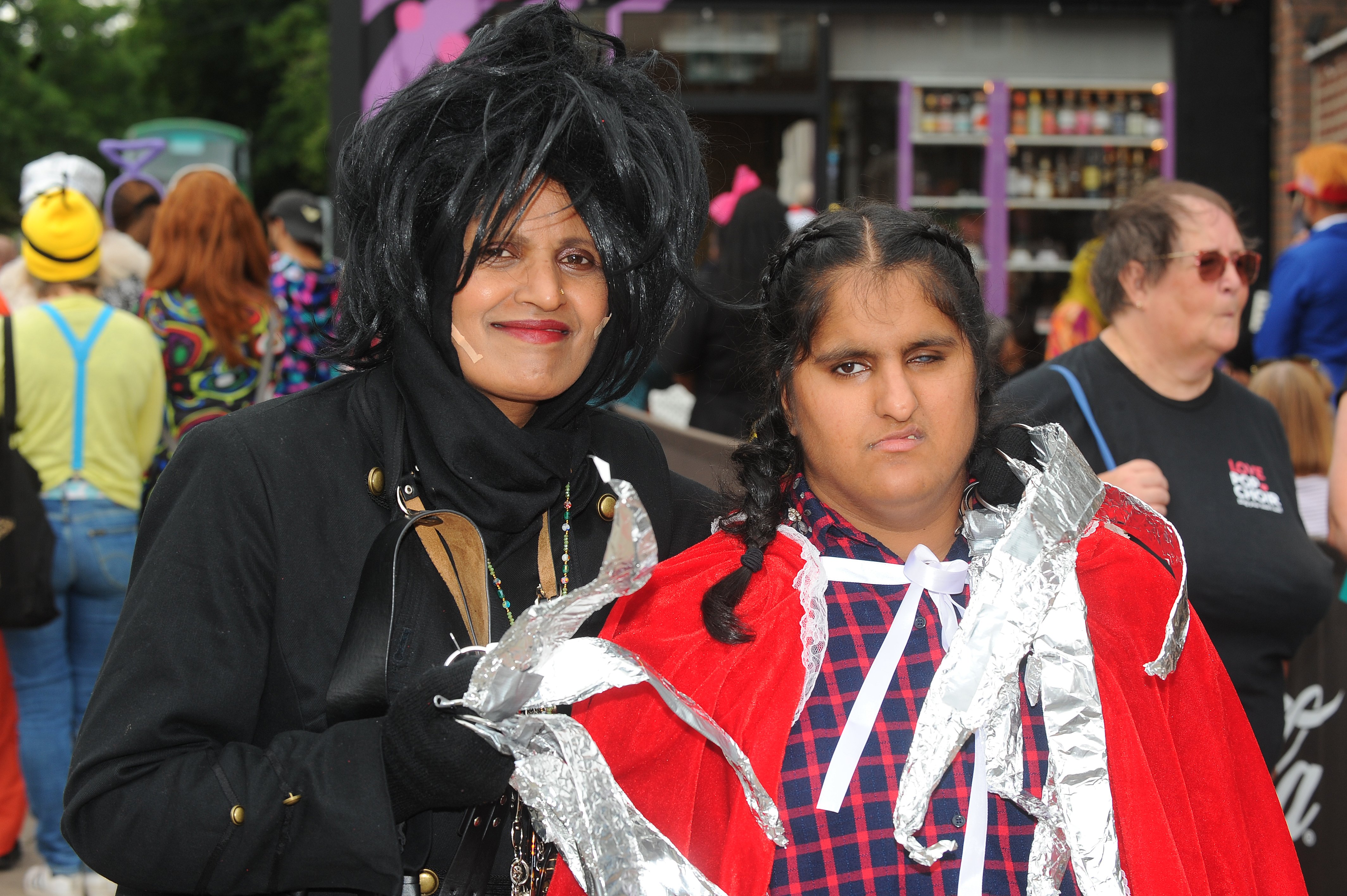 Shahin Maqoob and daughter Iman in the O'tea'ly run