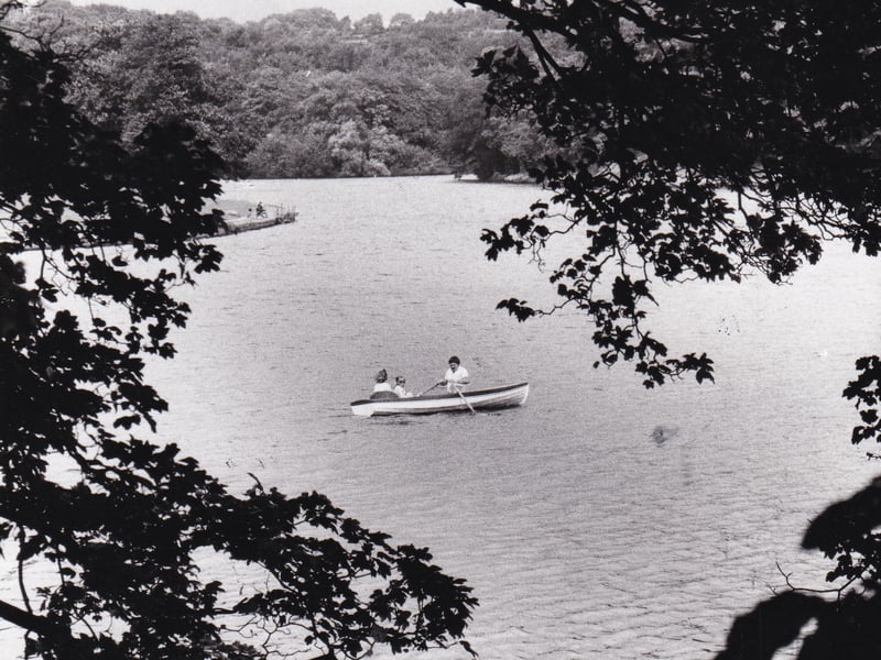 Share your memories of Roundhay Park in the 1980s with Andrew Hutchinson via email at: andrew.hutchinson@jpress.co.uk or tweet him - @AndyHutchYPN