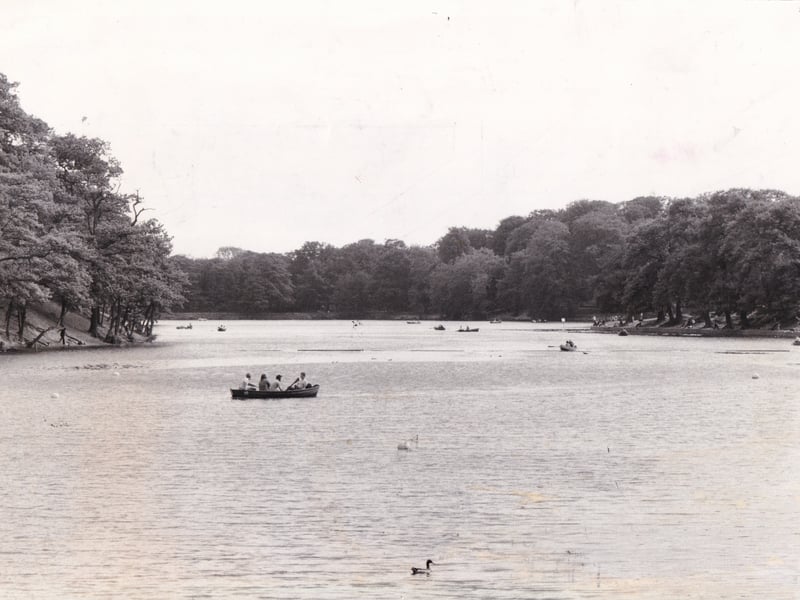 October 1987 and there were calls to clean up Waterloo Lake which was claimed had a dirty smelly appearance.