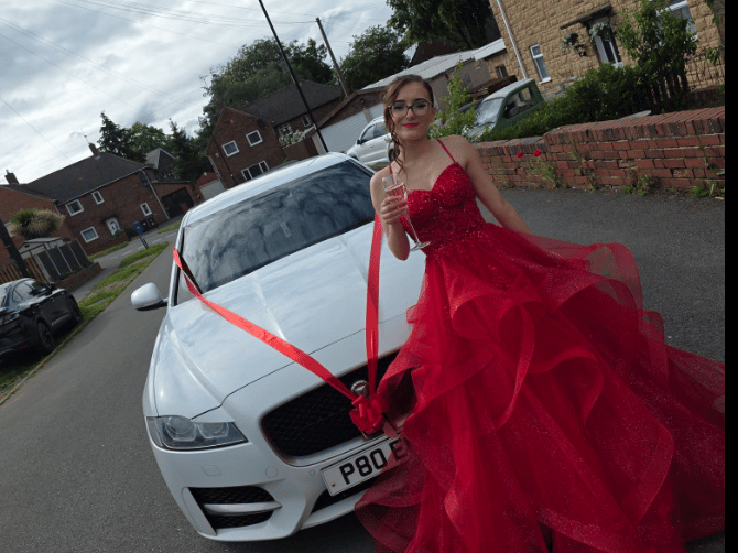 Richard Shires commented: "Honoured to chauffeur this young lady for family friend."