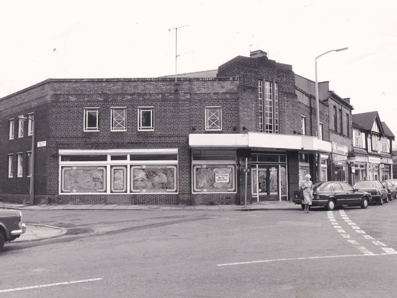 July 1986 and plans were unveiled to convert a building at the junction of North Lane, Ash Road and Cross Chapel Street in another pub.