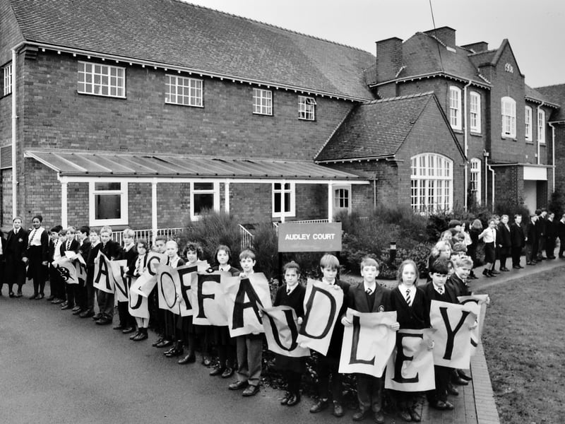A touching moment from Newport's past as more than 150 Burton Borough School pupils surrounded Audley Court in silent protest against its proposed closure in December 1991. It was a powerful display of compassion from the town's younger generation. Do you remember this day?