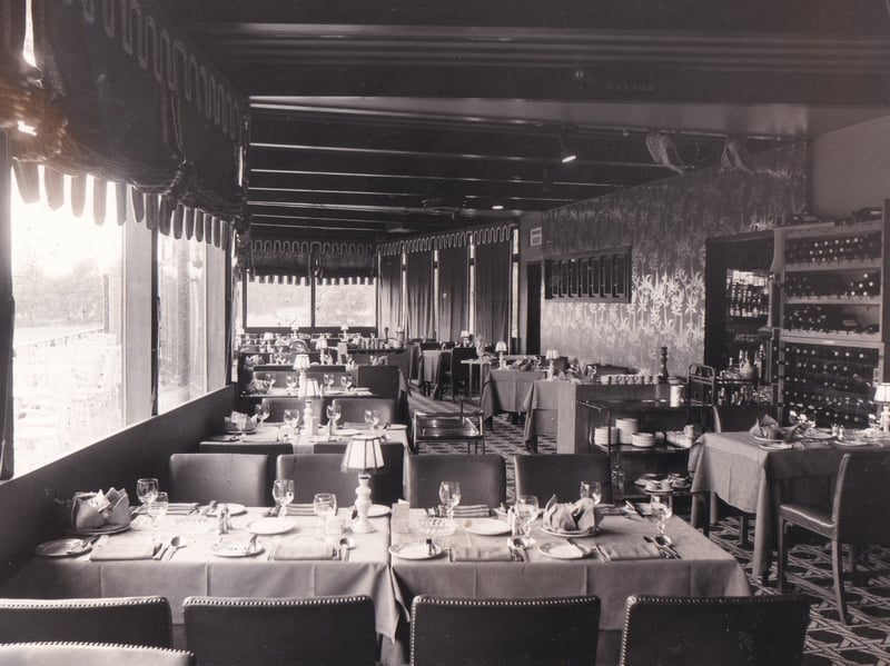 The dining room of the Roman Gardens Restaurant in July 1980.