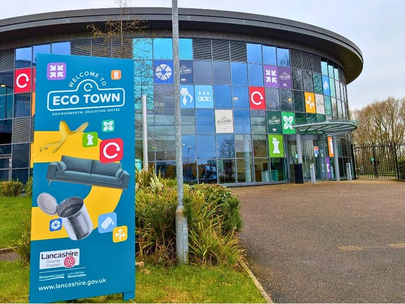 Looking for something fun (and free!) to do with the kids this summer? Eco Town is Lancashire County Council's immersive waste & recycling tour. This summer it's hosting nine special open days just for families and community groups.
Dates: July – 24th, 27th, 29th and August – 7th, 13th, 19th, 20th, 24th, 25th, all from 10am.
There will be hands on activities, a chance to watch your recycling sorted in real time and discover what really happens to your waste.
The tour is only suitable for children aged 7+
Book at: https://orlo.uk/vPsM4 See less